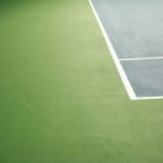 Comment la Construction d’un court de tennis en béton poreux à Cannes peut-elle s’intégrer dans un cadre naturel ?