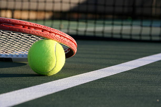 Construction d'un terrain de tennis à Toulon