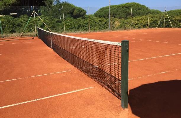 construction court de tennis terre battue à Aix-en-Provence