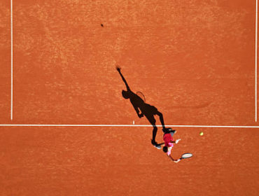 construction court de tennis en terre battue à Paris