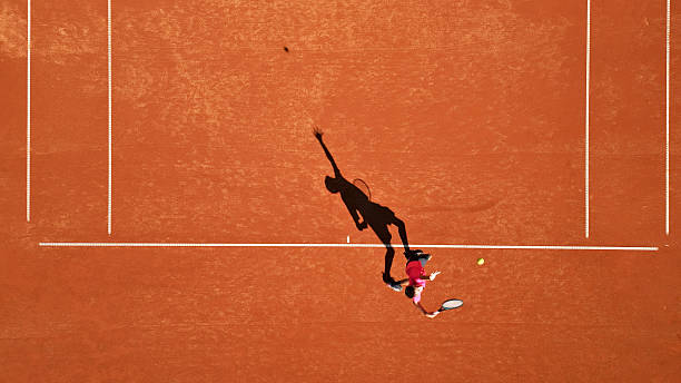 construction court de tennis en terre battue à Paris